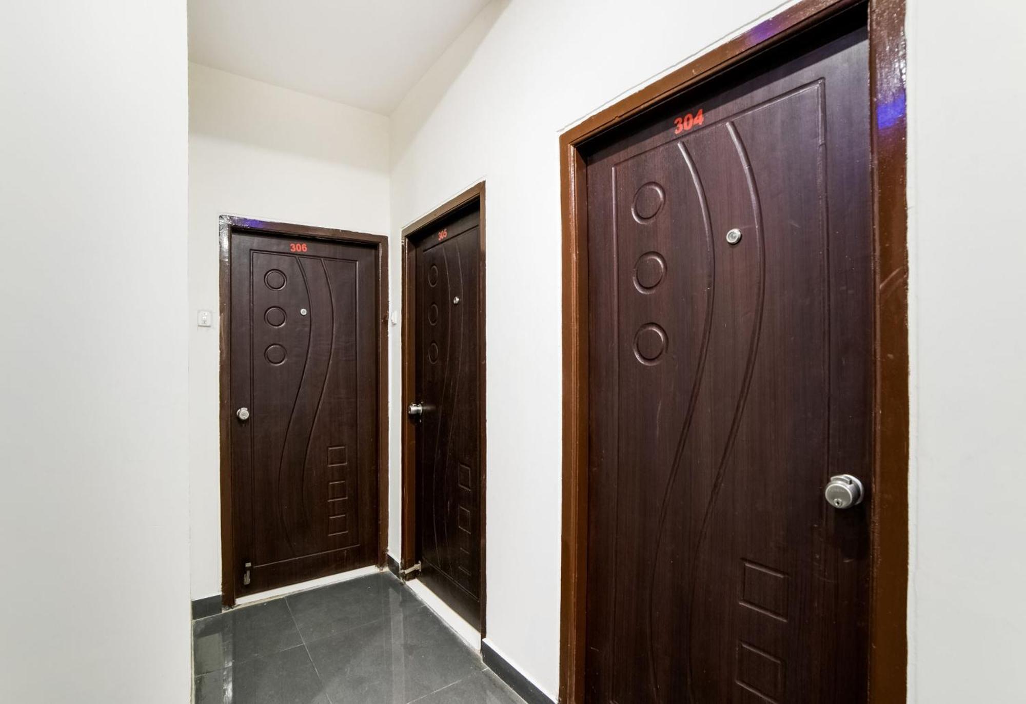 Hotel O Lucky Hotels Gachibowli Hyderabad Esterno foto